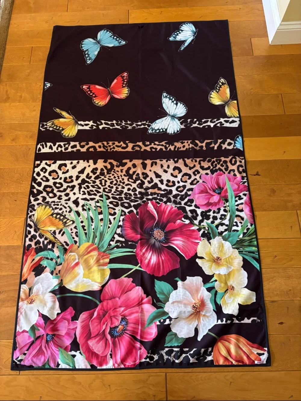 Johnny Was SANDRA BEACH TOWEL with Pouch
